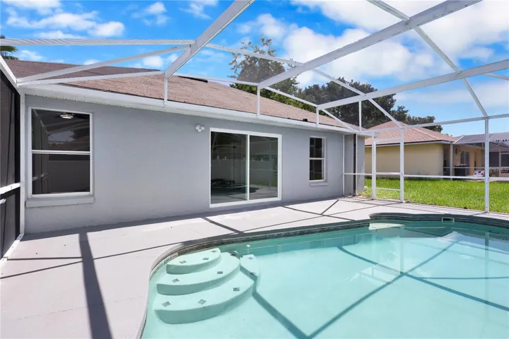 Screened private pool
