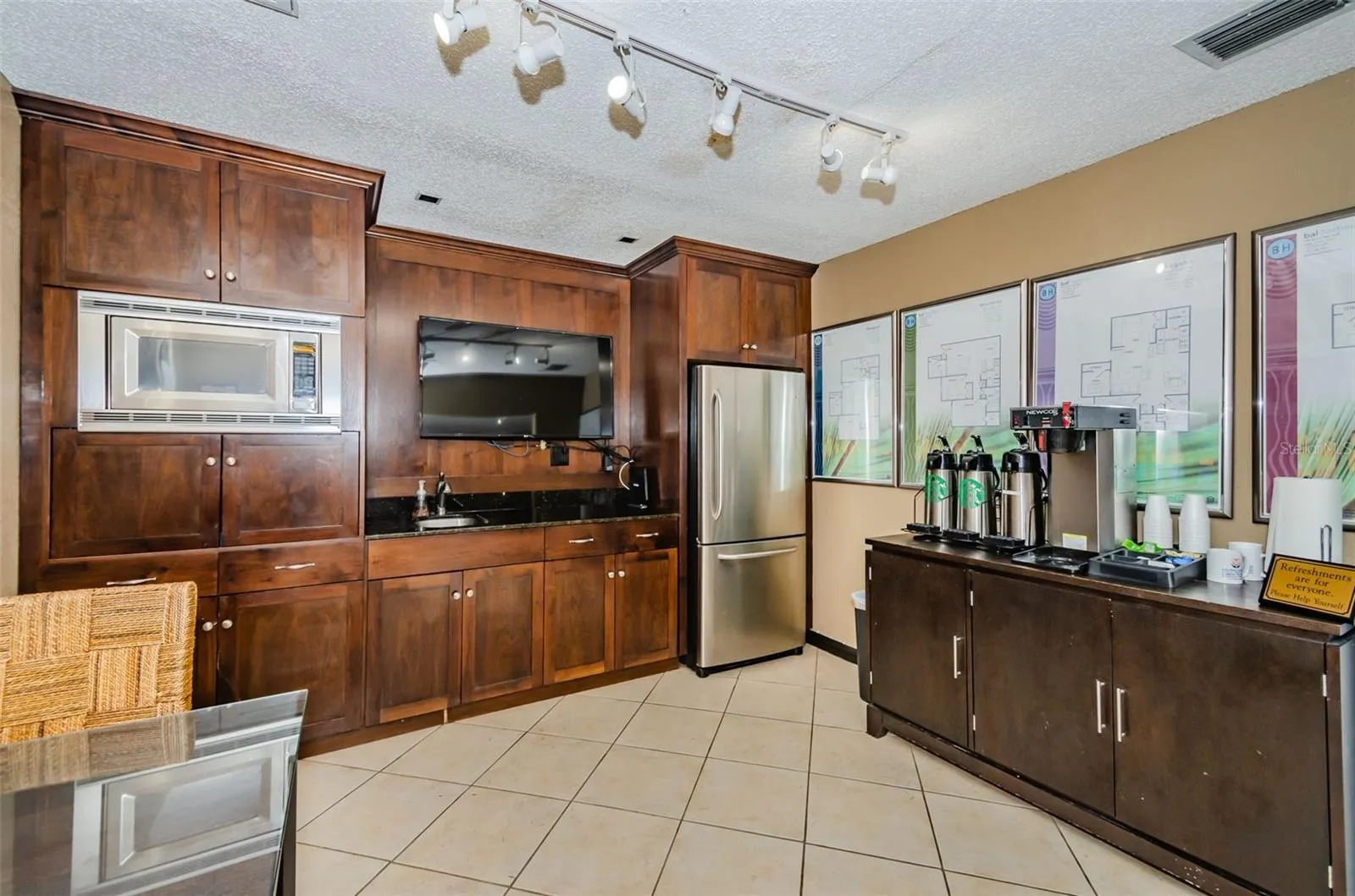 Community Kitchen