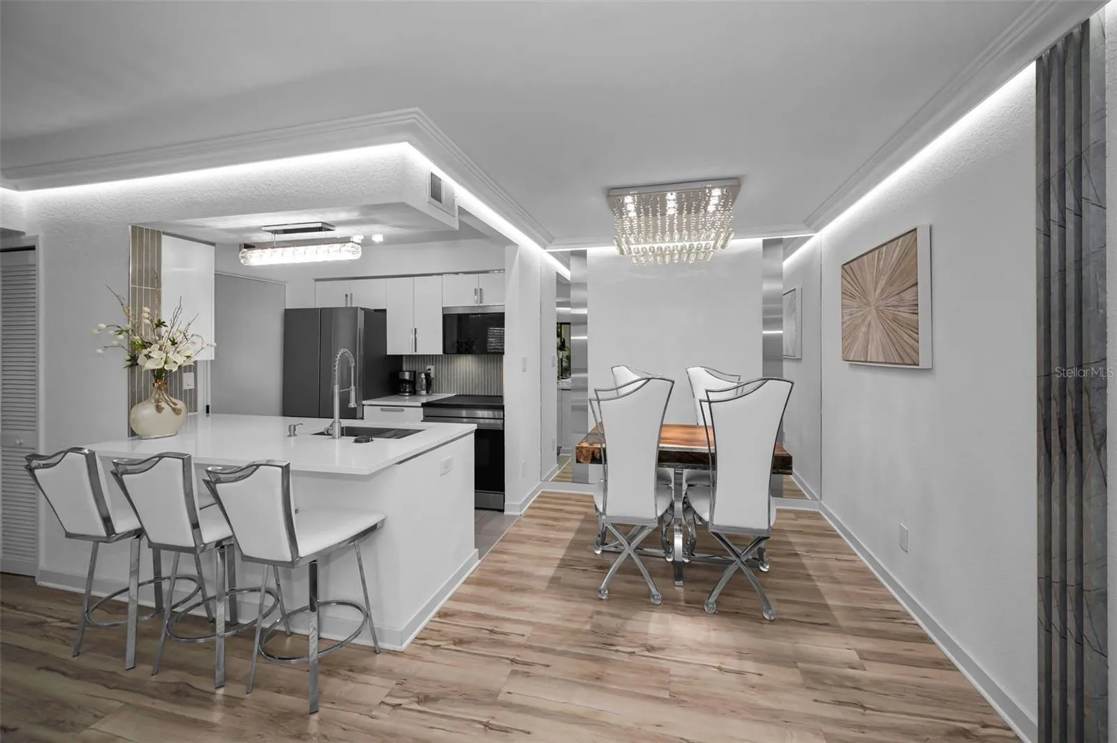 Dining room with custom mirrors