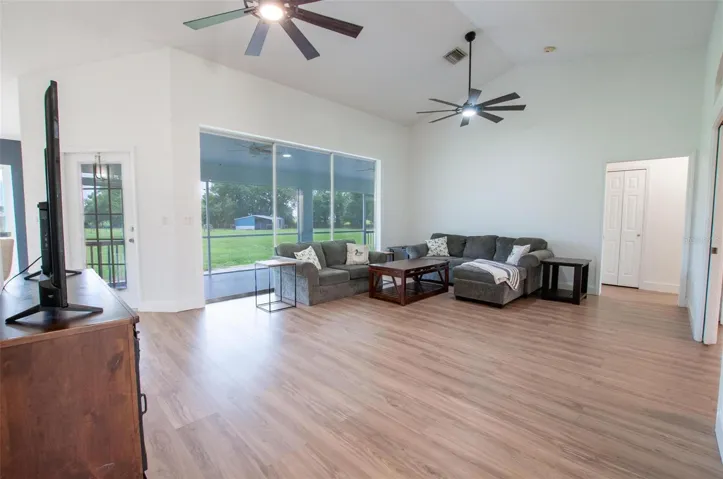 Living room - 1st angle
