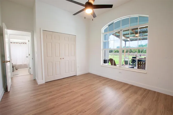 2nd bedroom - 1st angle