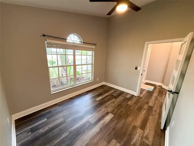 Front office/4th bedroom