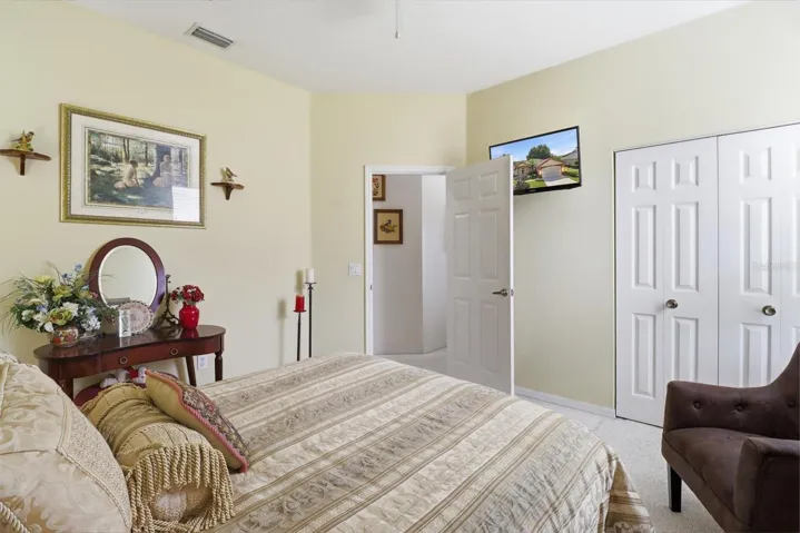 Guest Bedroom w/ Double BiFold Closets