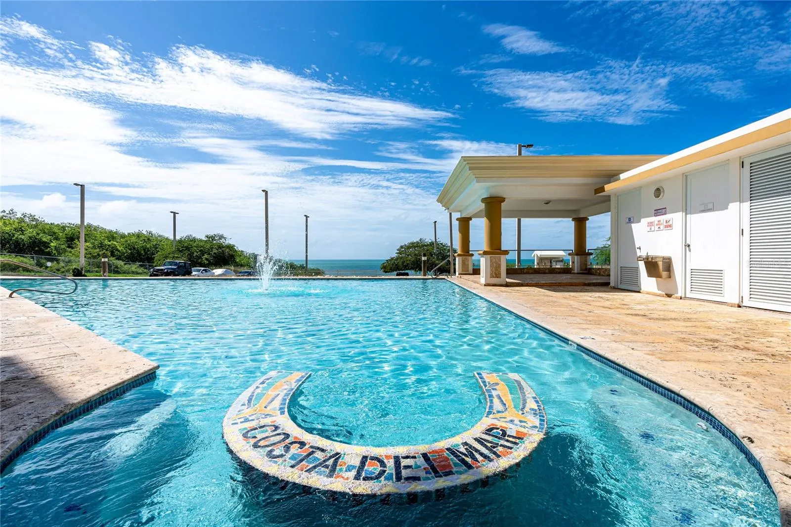 Pool Views