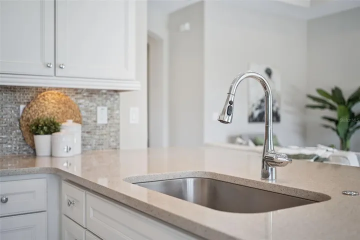 Single basin undermount stainless steel Kitchen sink