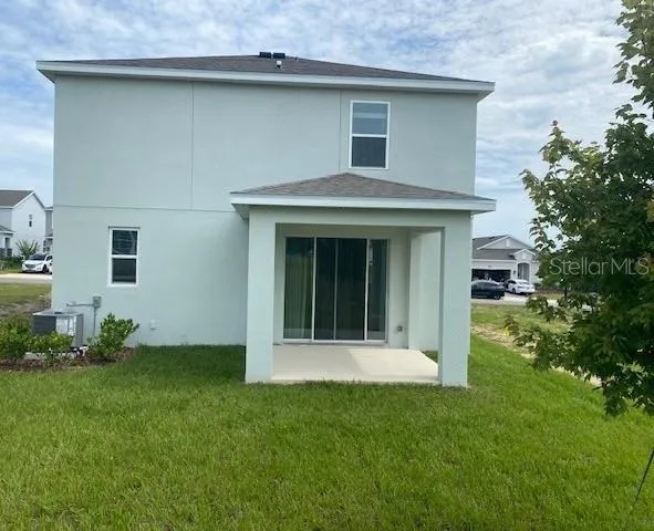 Rear Exterior / Lanai
