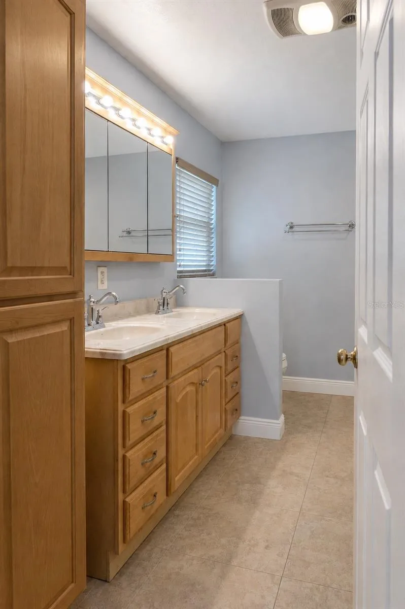 Professionally Remodeled Bathroom With Jack & Jill Sinks