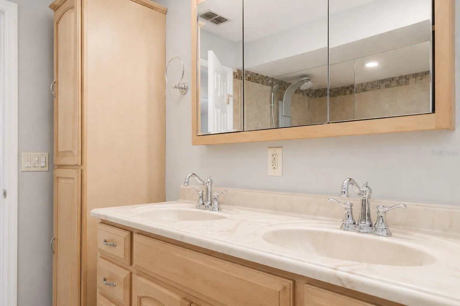 Professionally Remodeled Jack & Jill Sinks