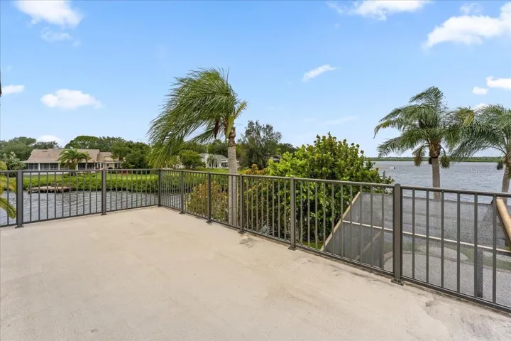Large outdoor  deck on the 2nd floor