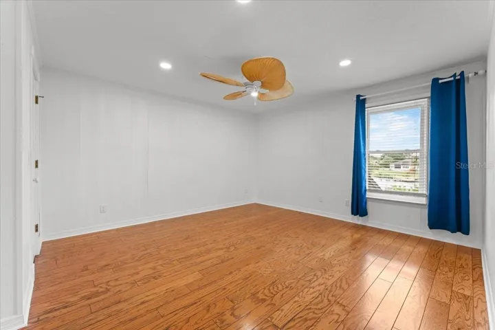 4th bedroom on the 2nd floor