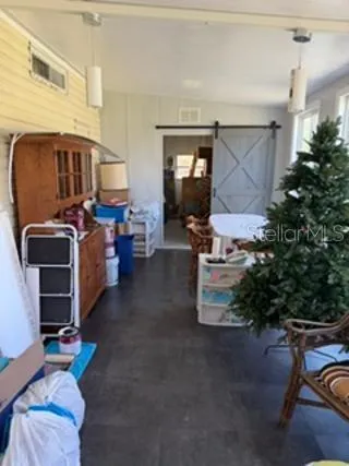 Side Florida Room