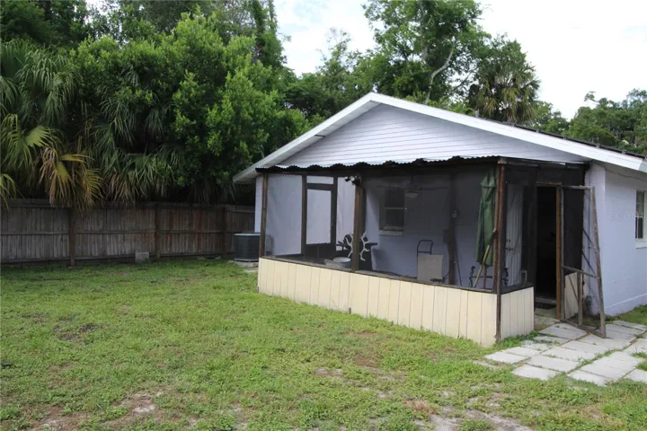 SCREENED PATIO
