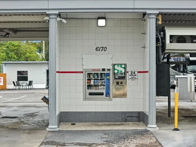 1170