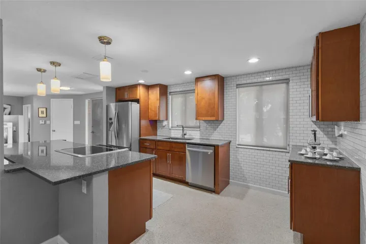 Open kitchen