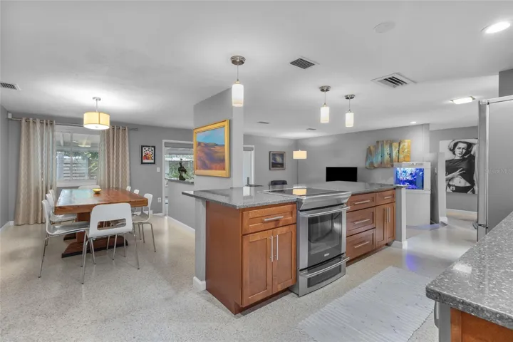 Open kitchen