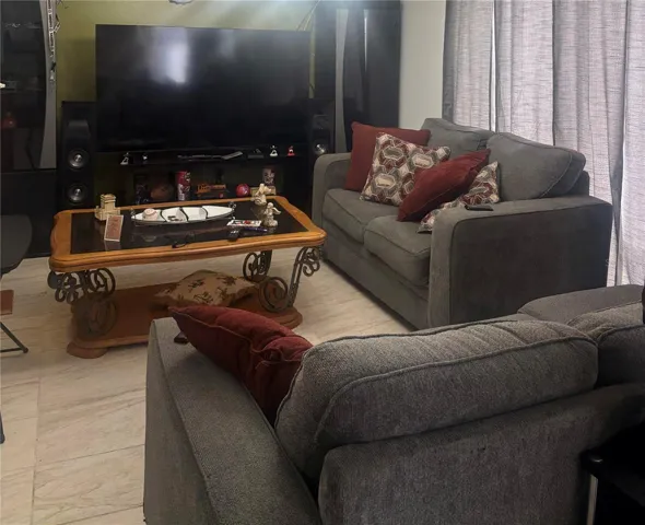 Studio Living Room