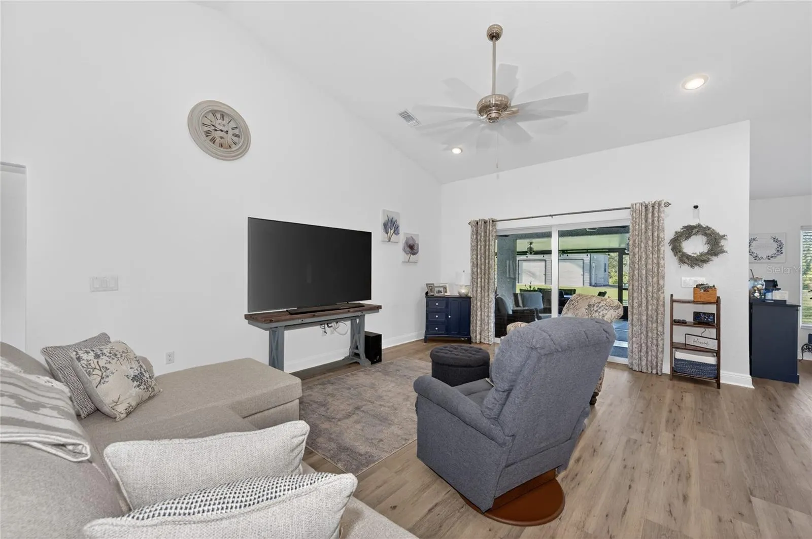 Living space with vaulted ceilings