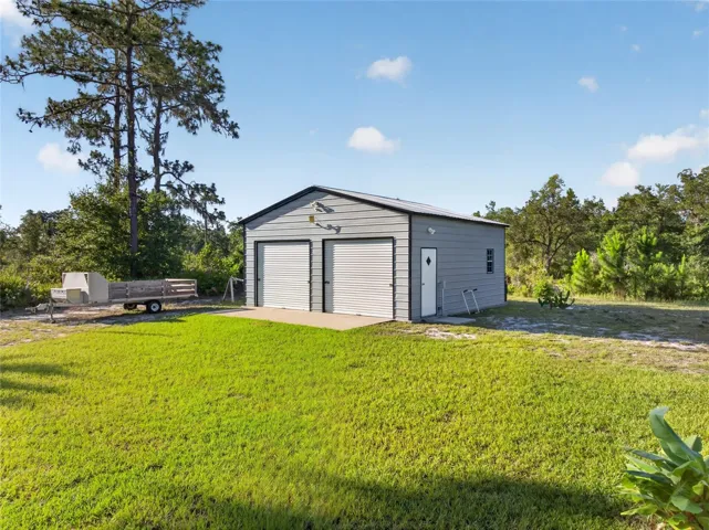 Garage built to withstand 170mph winds with steel trusses
