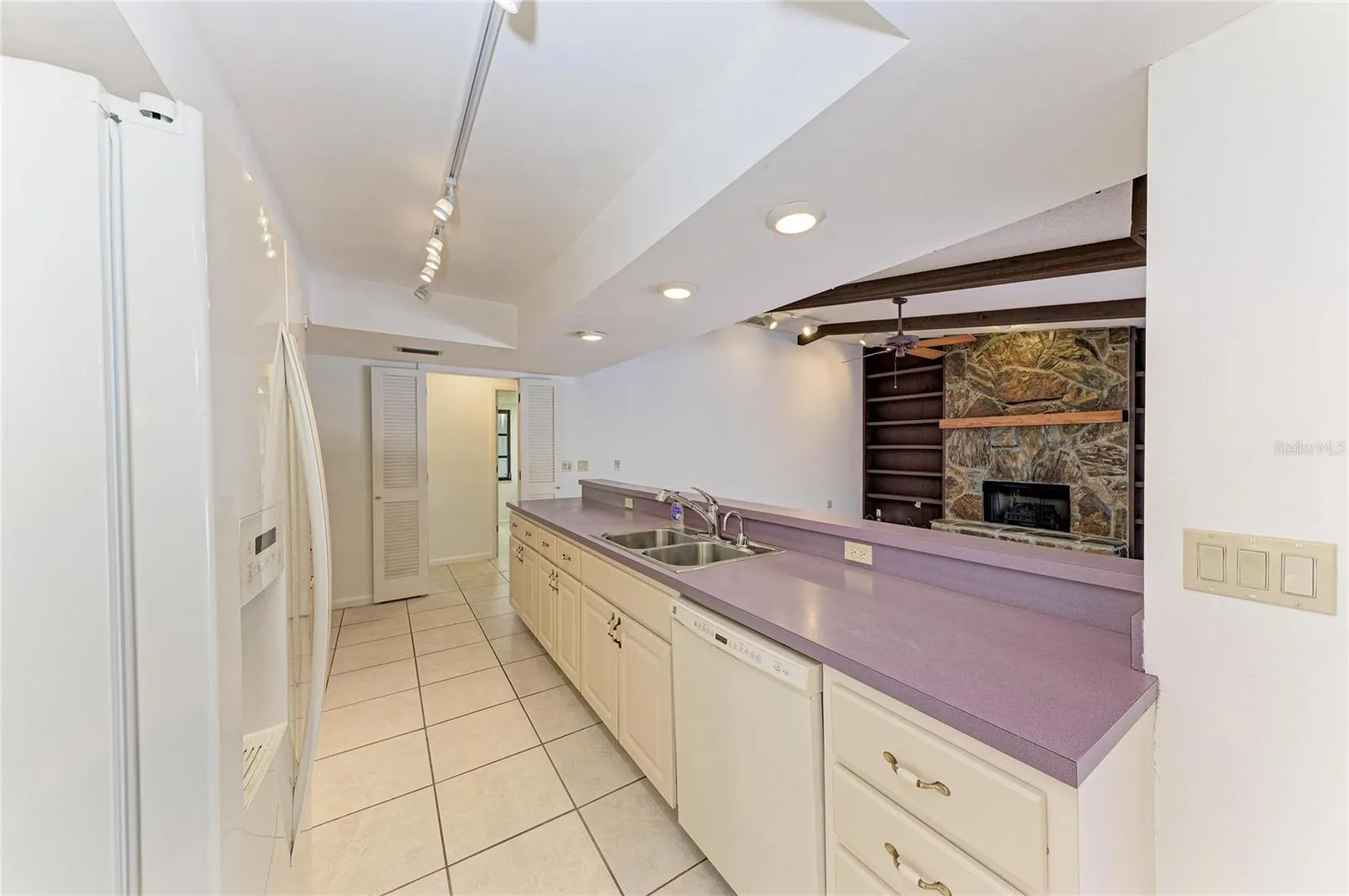 galley kitchen