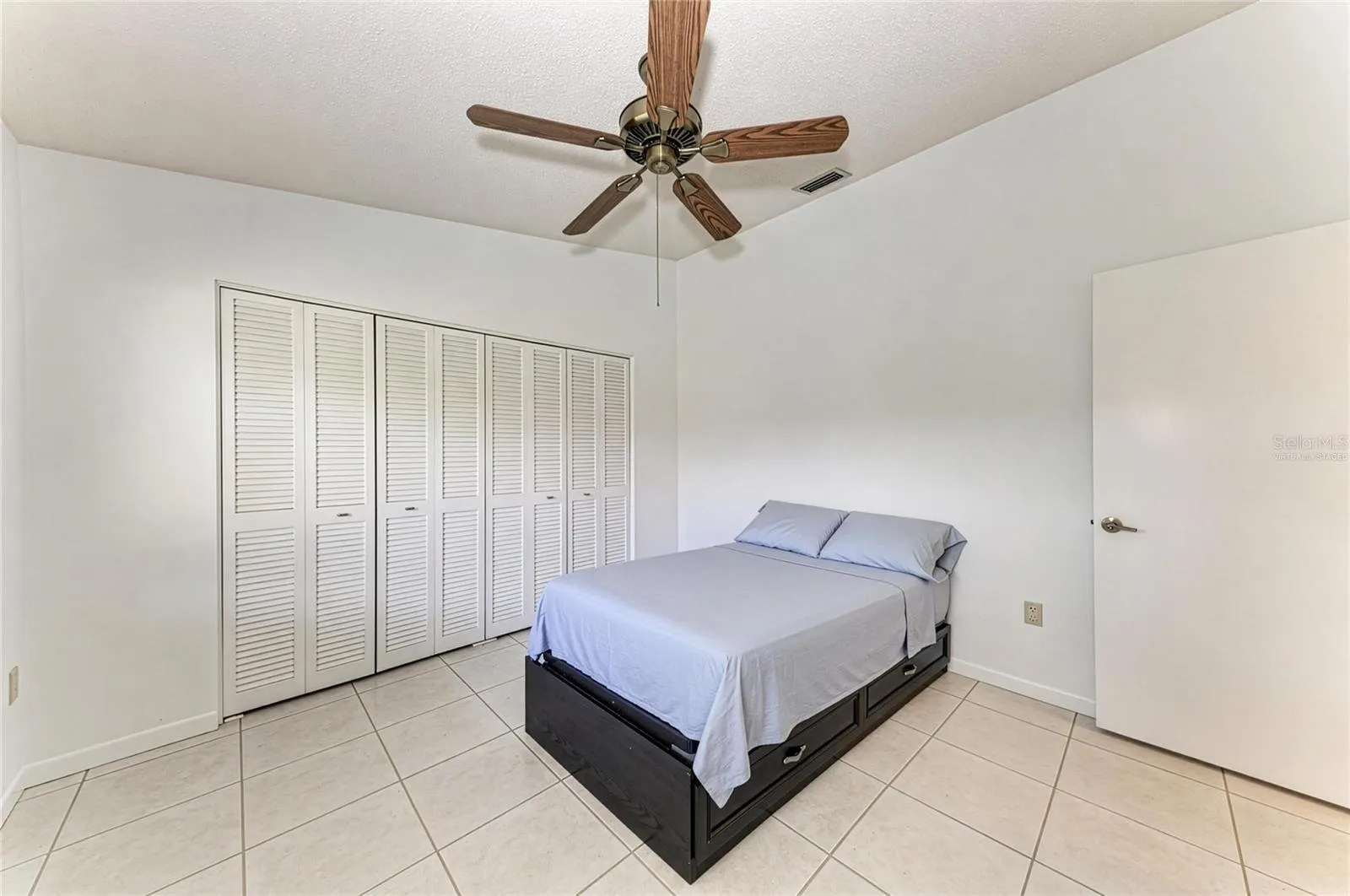 bedroom - virtually staged