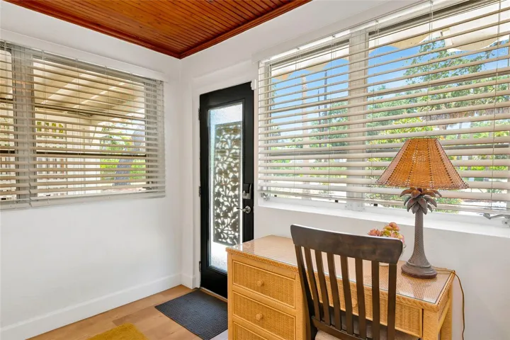 Entry/Foyer