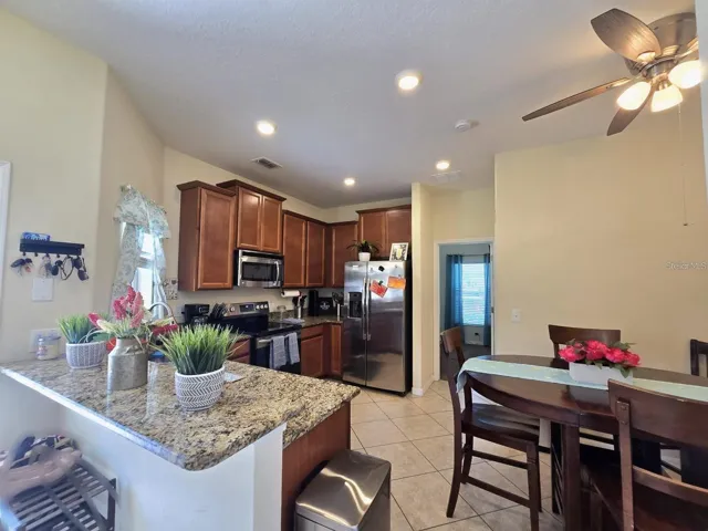 KITCHEN & NOOK AREA