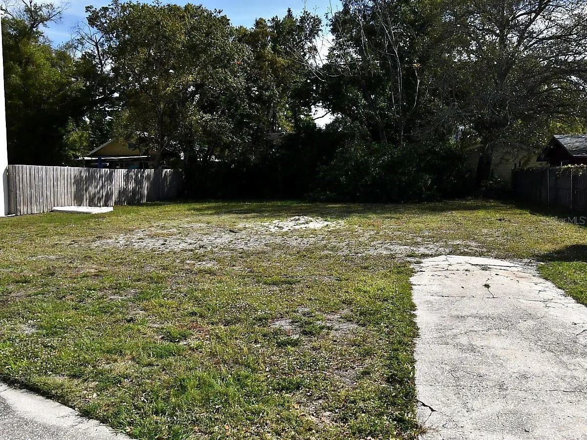 Lot View from 10th St