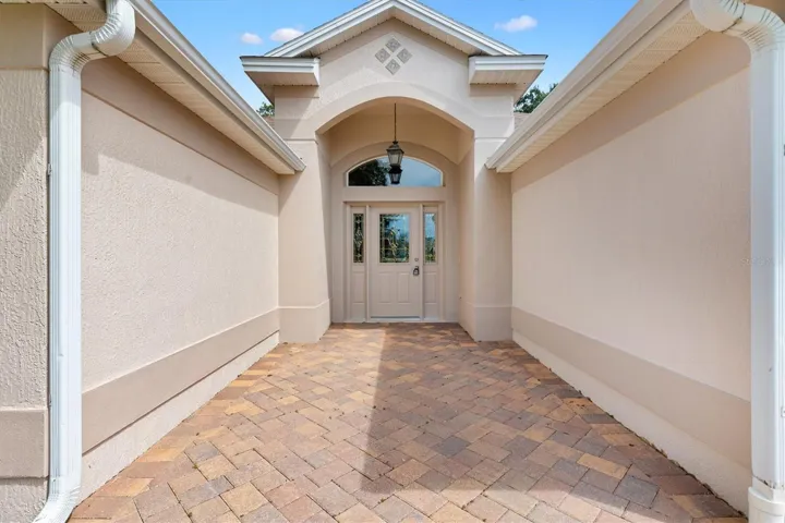 Exterior Front Entryway
