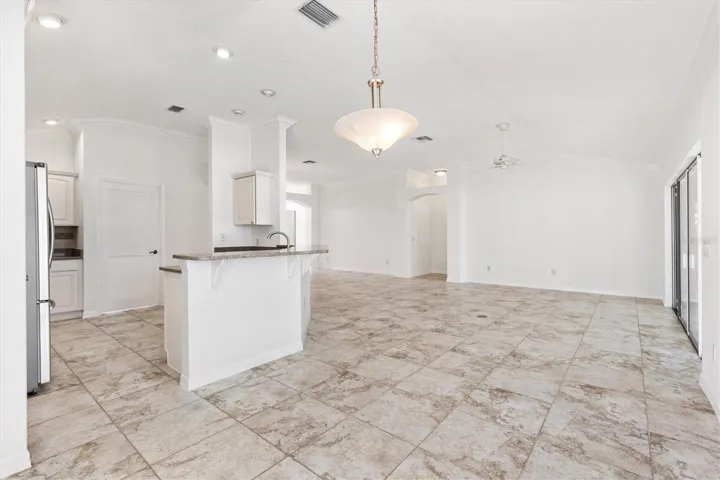 Kitchen/Living