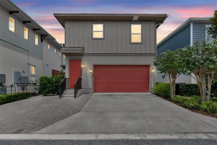 Front Elevation/Entrance