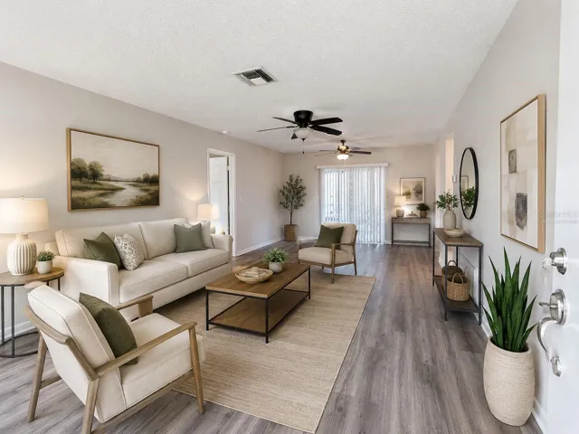 VIRTUALLY STAGED LIVINGROOM