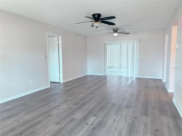 Livingroom LVP flooring through the house