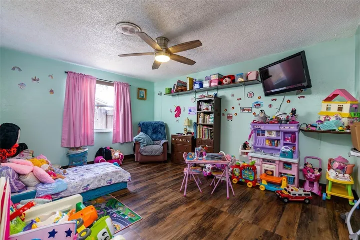 2nd Bedroom