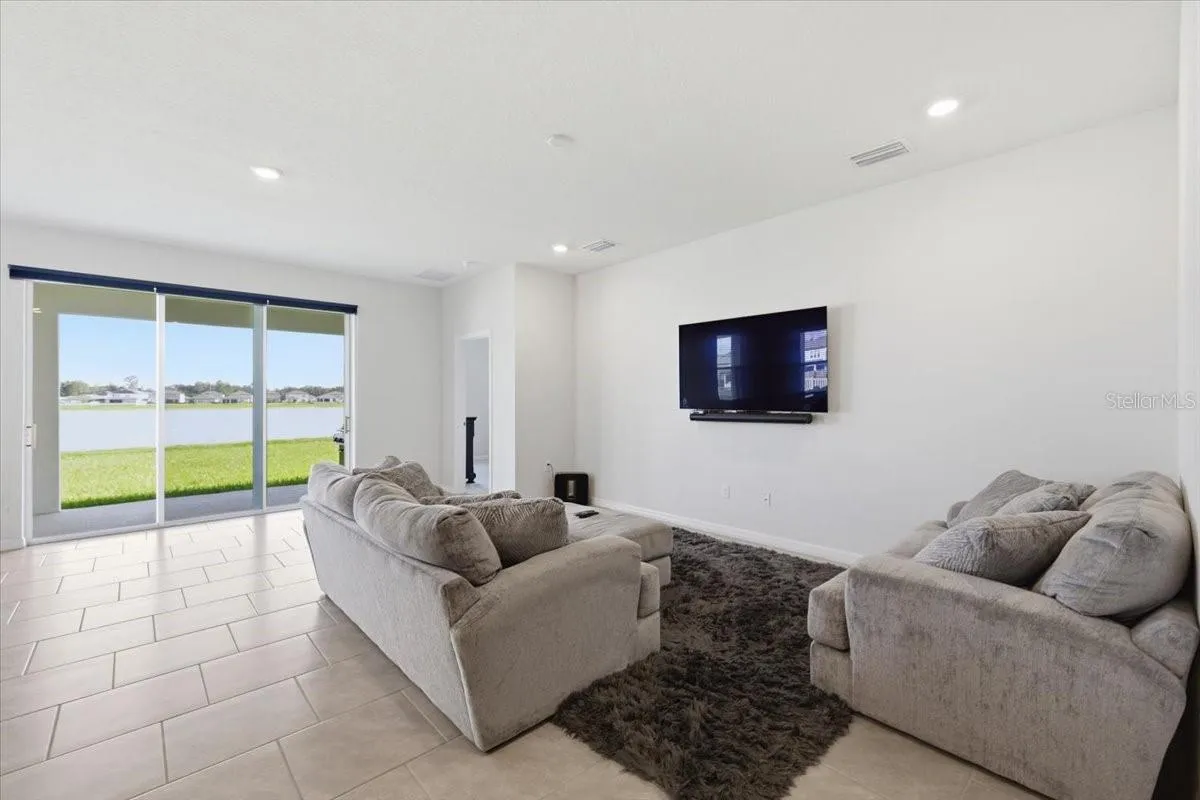 1413 Tropical Oasis Ave, Plant City, Florida 33565 — photo 12