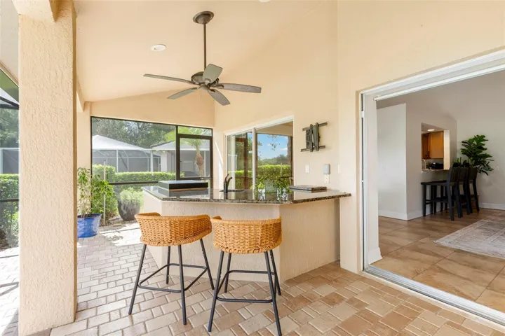 Outdoor Kitchen