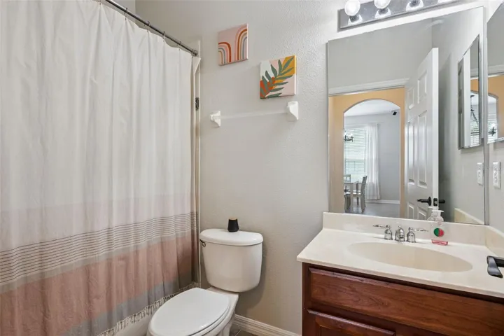 2nd Bathroom