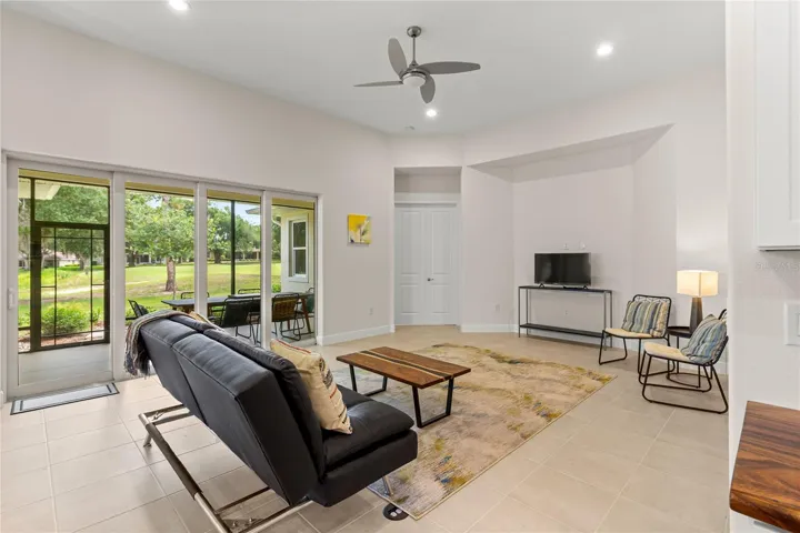 Recessed area awaits your 
