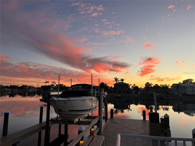 Enjoy beautiful sunsets !