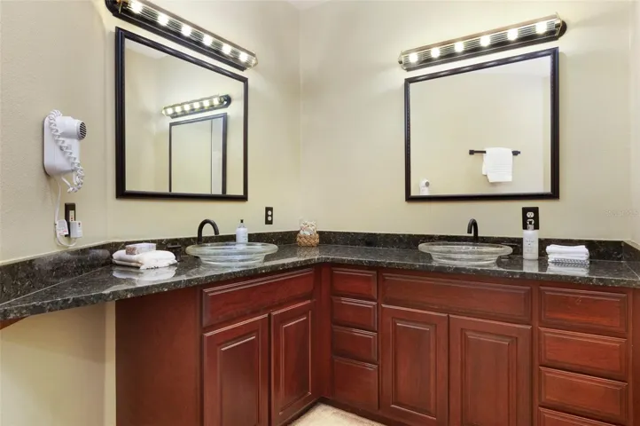 Double sinks in master bath