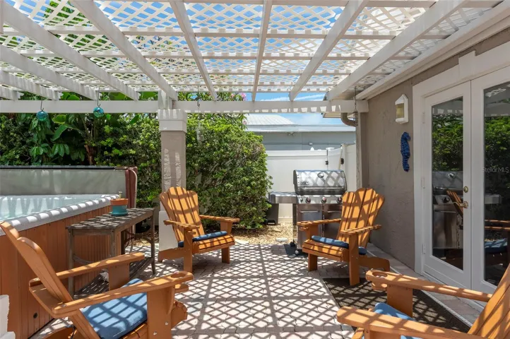 More shade beneath the pergola