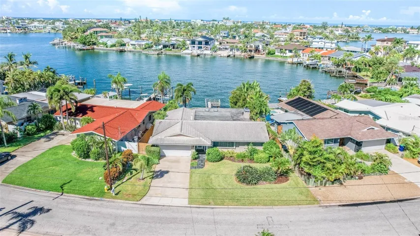 Welcome to 513 Harbor Drive N Indian Rocks Beach