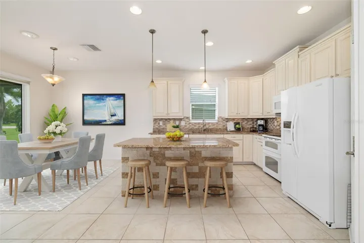 Virtual kitchen with dining area