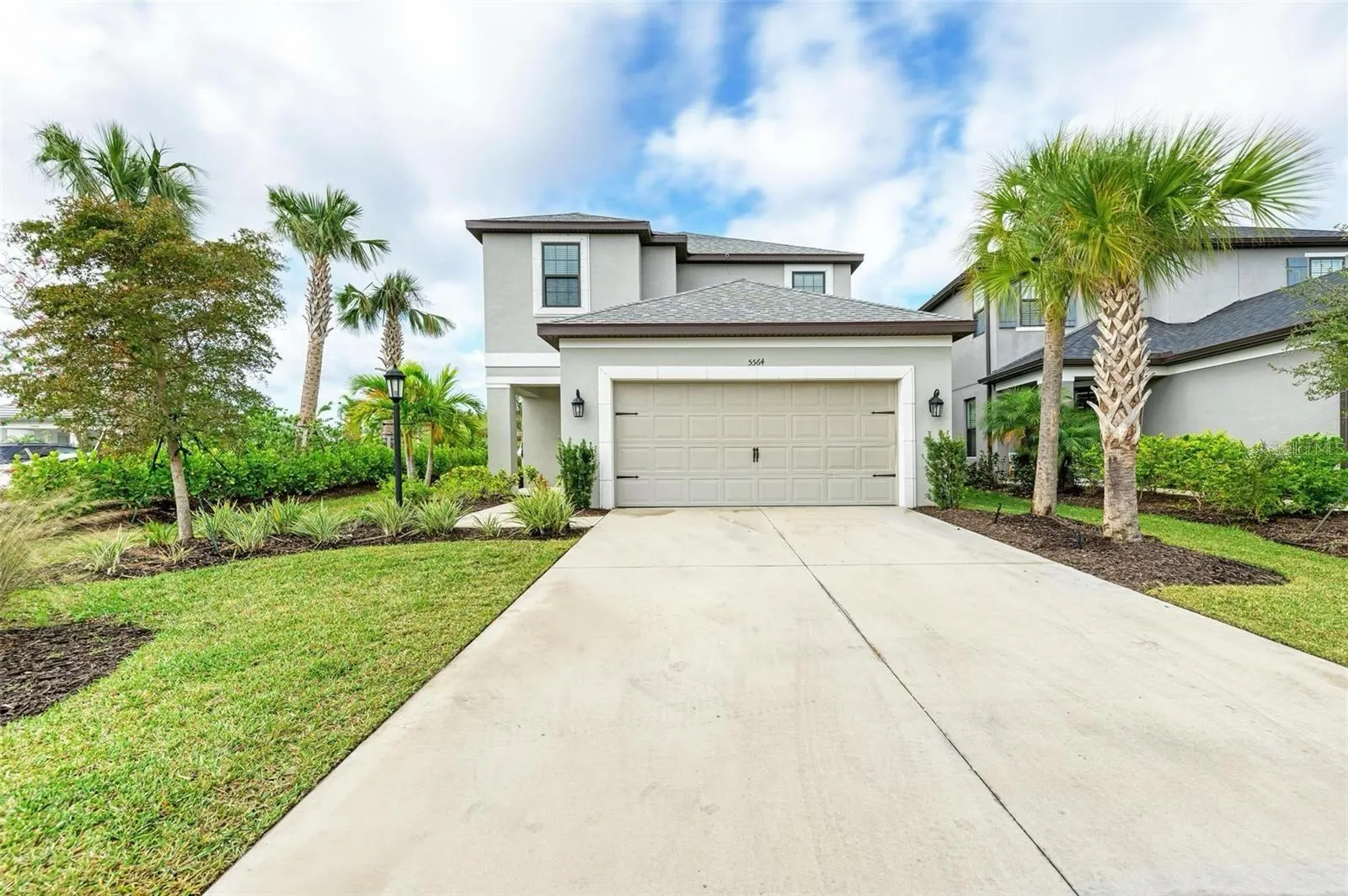 Front of Home 5564 Summit Glen