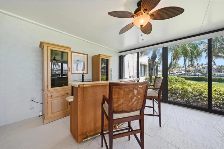 Here is your own tiki bar for afternoon cocktails. DID i say how large the entertainment space is? Its 5 oclock somewhere.