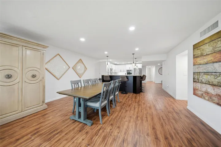 Dining area off of kitchen.