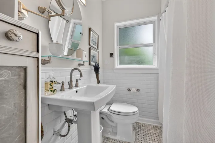 Main Bathroom