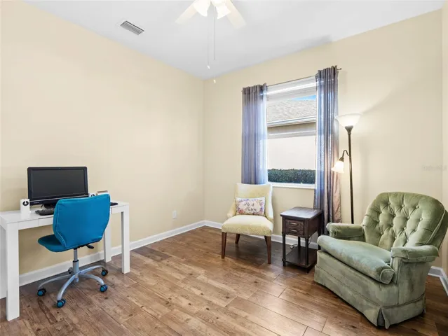 Bedroom 3 / Office