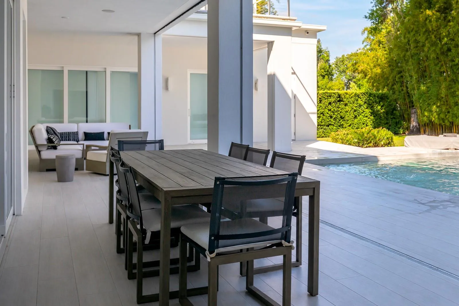 Rear Covered Lanai