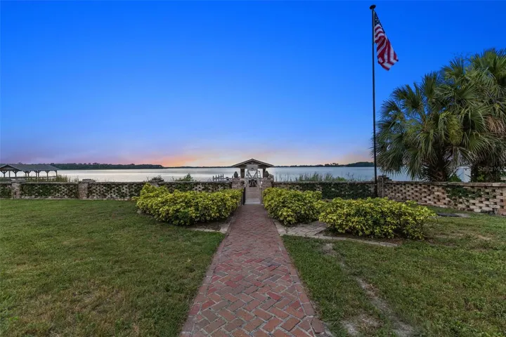 Walkway to the refurbished dock and Lake Beauclaire