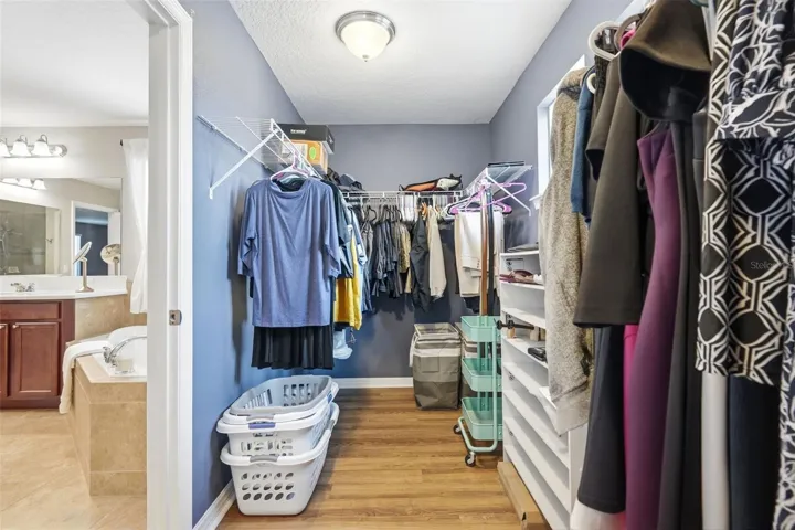 Walk in closet